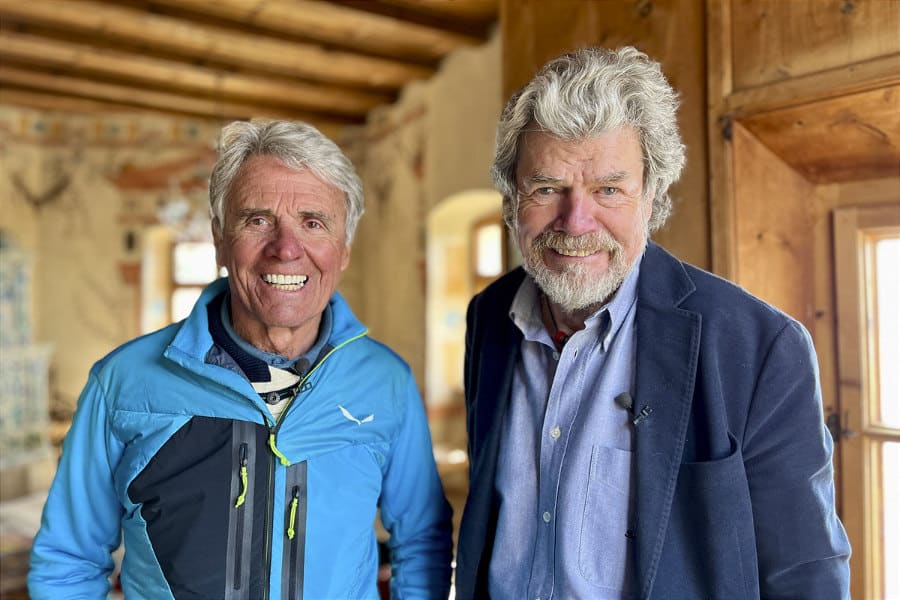 die beiden bergsteiger legenden peter Habeler und Reinhold Messner