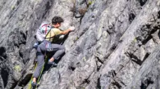 Yannick Glatthard klettert im Grimselgebiet