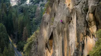 Jacopo Larcher klettert im Yosemite