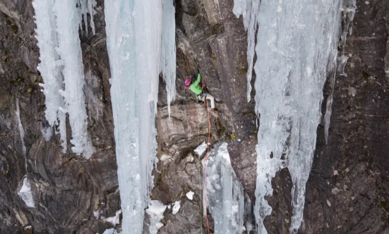 Ines Papert Eisklettern in Norwegen